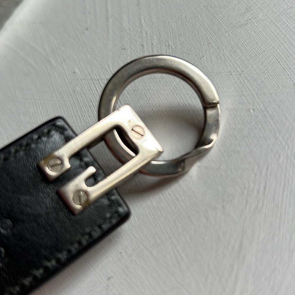GUCCI Logo Silver Metal Tone Leather Key Holder Charm Unisex Vintage Authentic - Picture 4 of 15